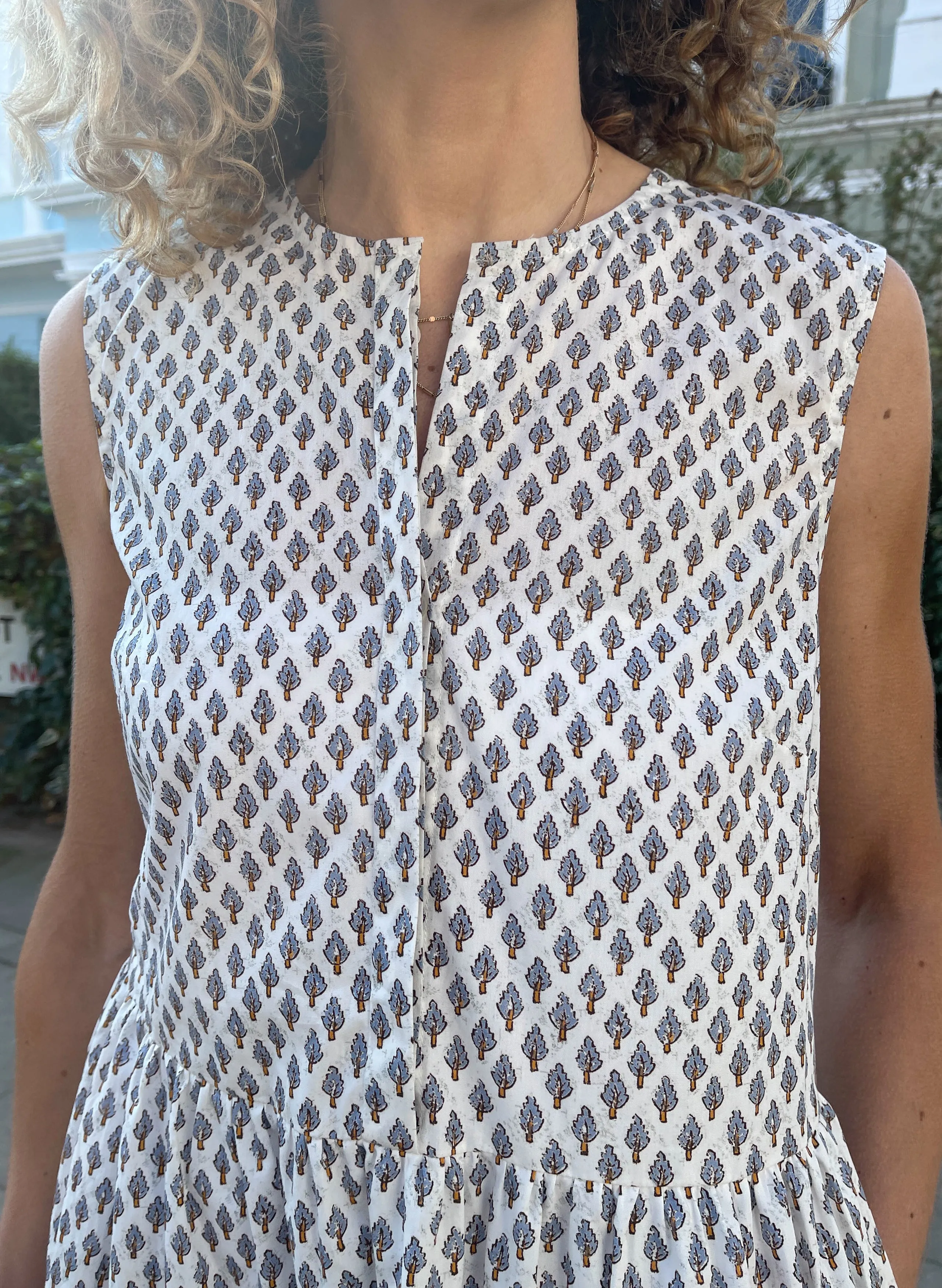 Kathleen Sleeveless Organic Dress