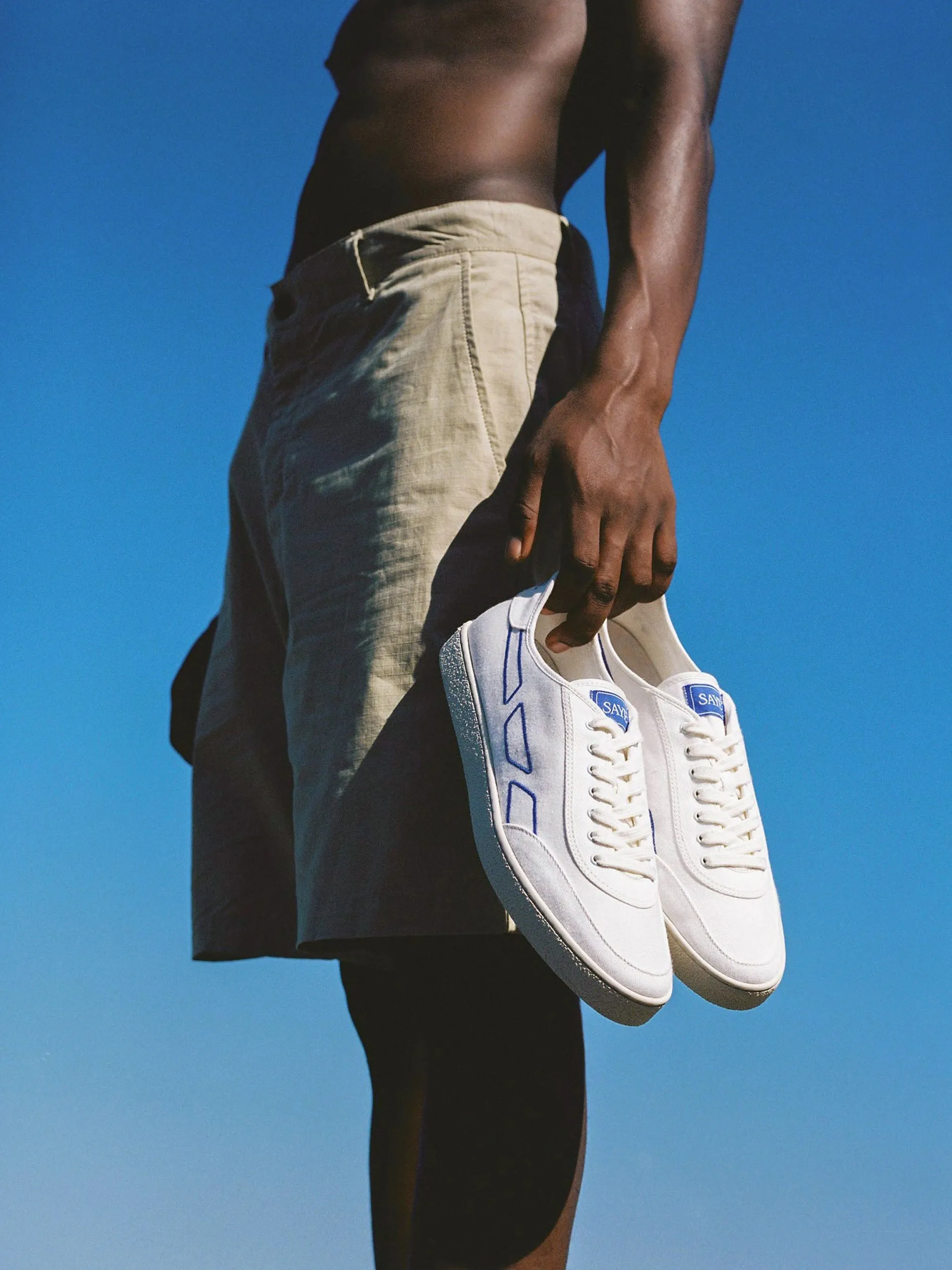 Modelo '65 trainer in violet