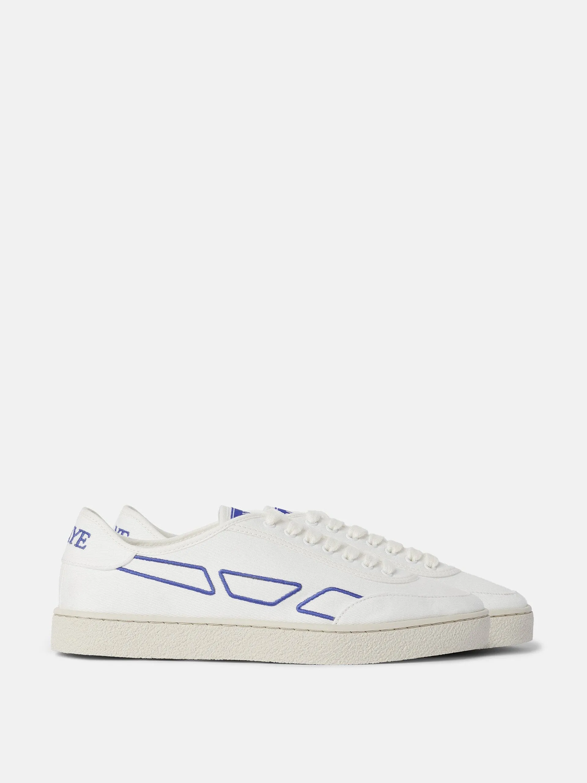 Modelo '65 trainer in violet