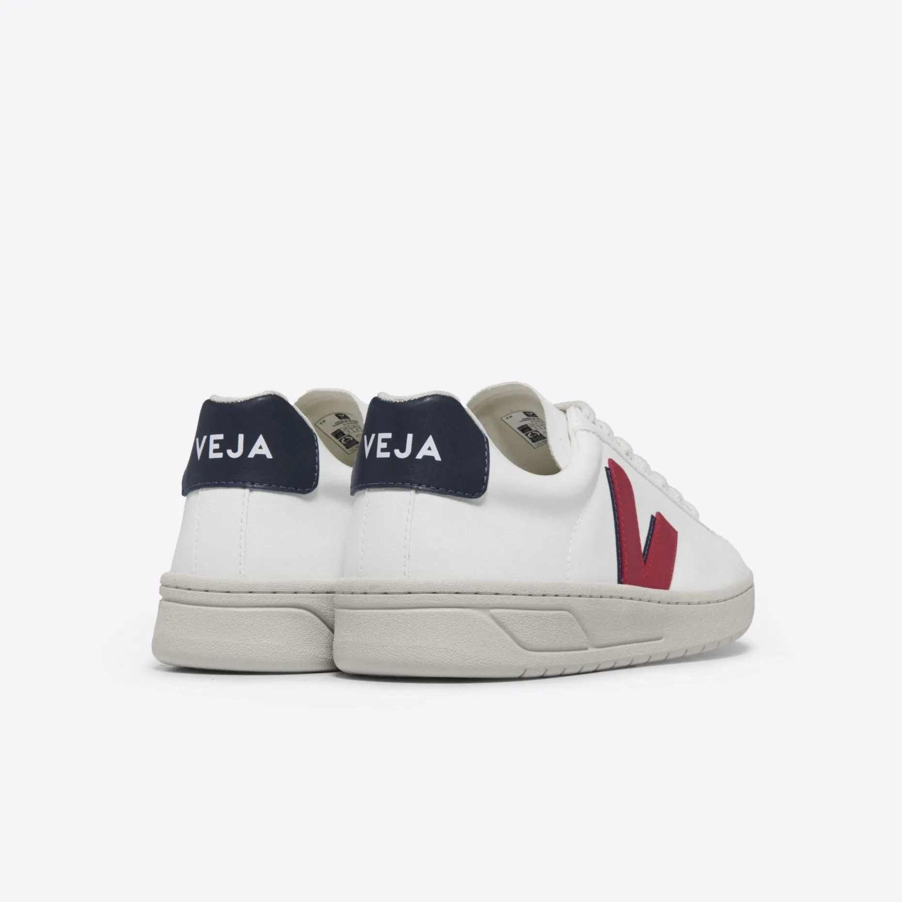 VEJA Urca CWL | White Pekin Nautico