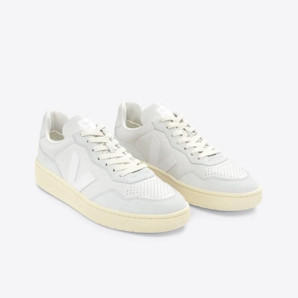 VEJA V-90 Leather | Gravel White